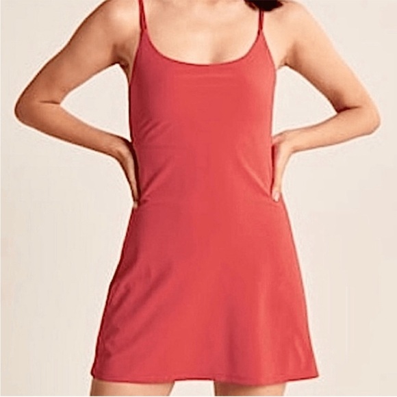Abercrombie & Fitch Dresses & Skirts - Abercrombie & Fitch Traveler athletic Dress